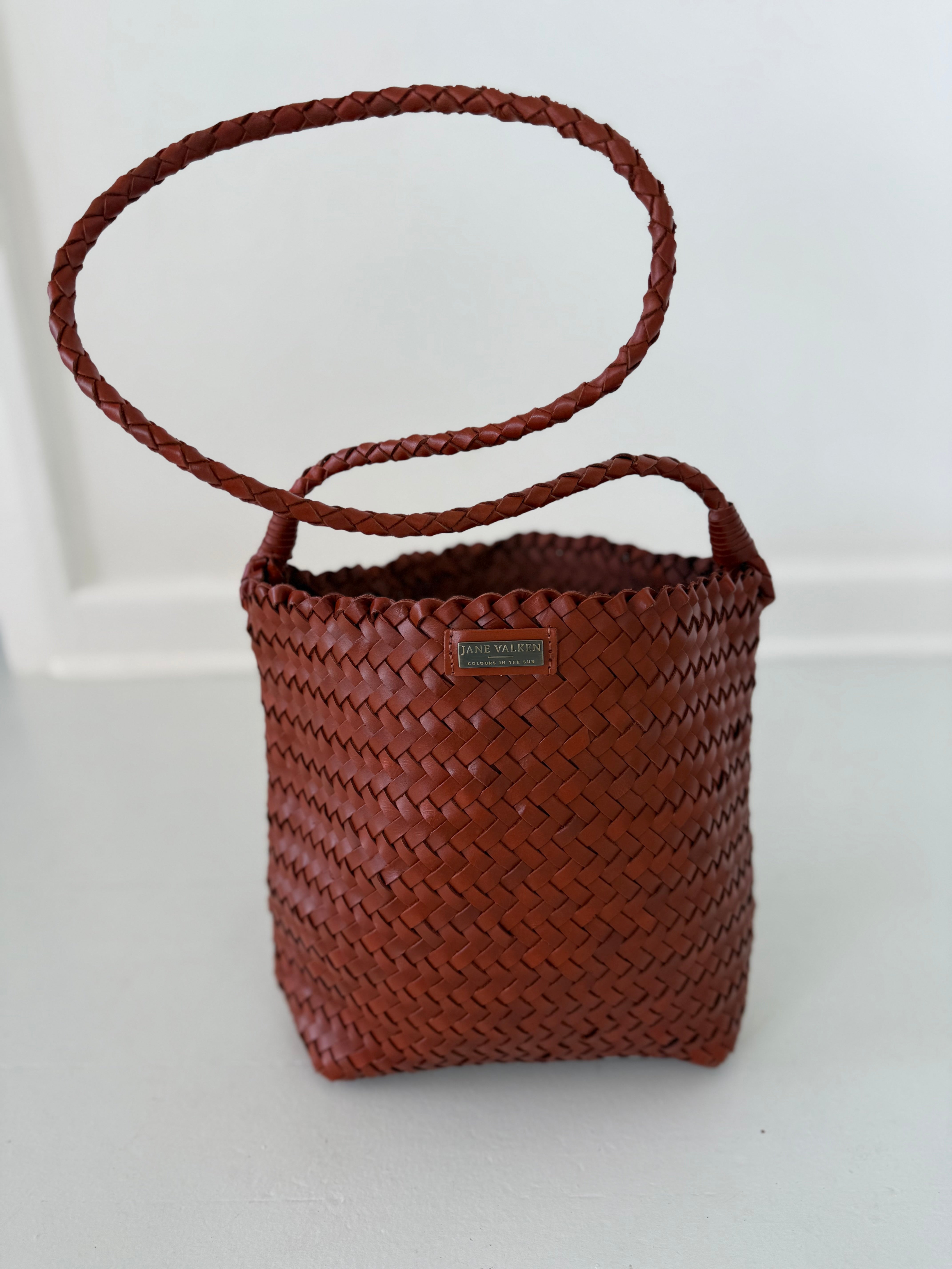 Medium Sling Leather Braided Bag - Rust