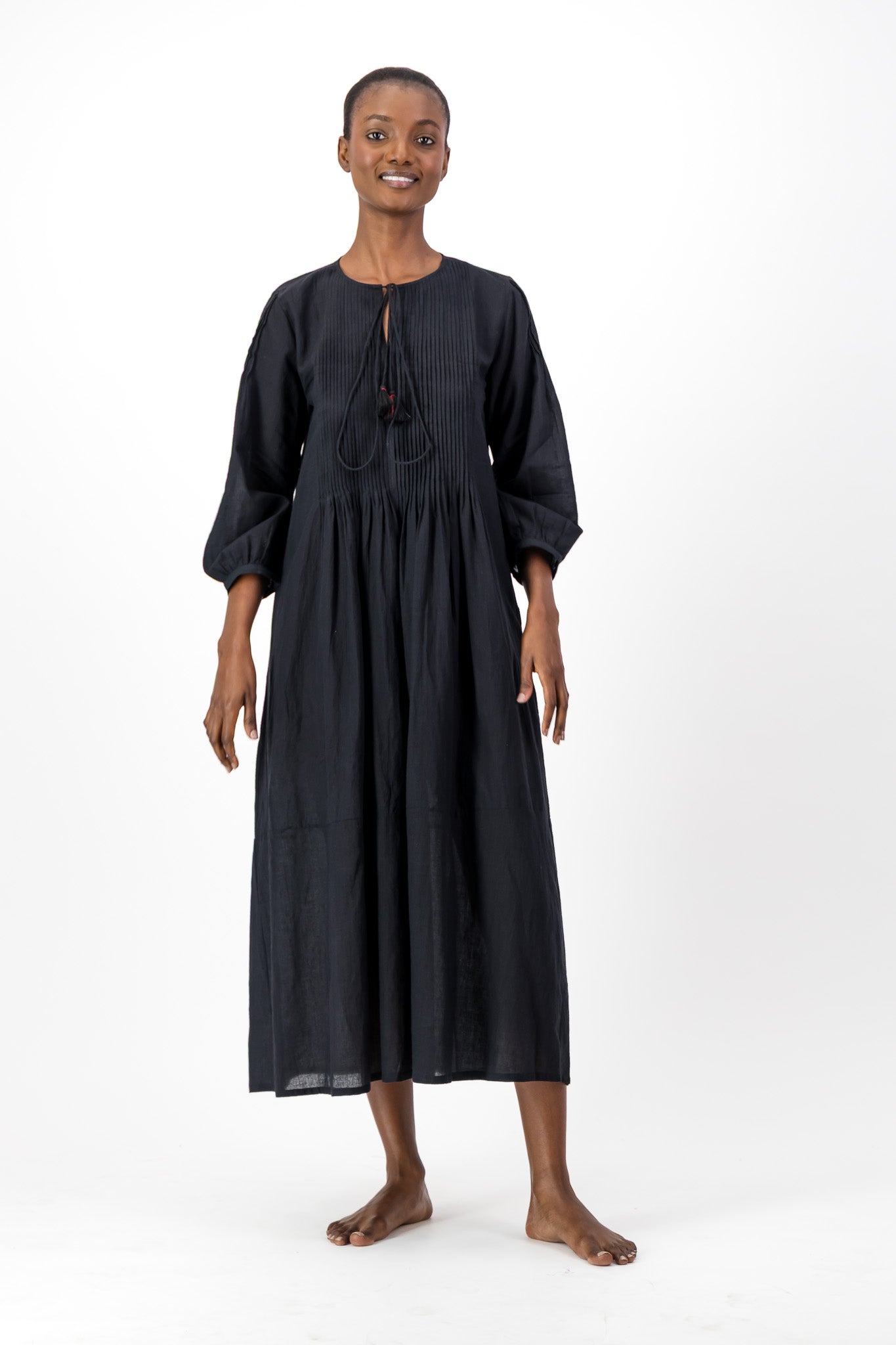 Handloom Long Pleated Kaftan - Black