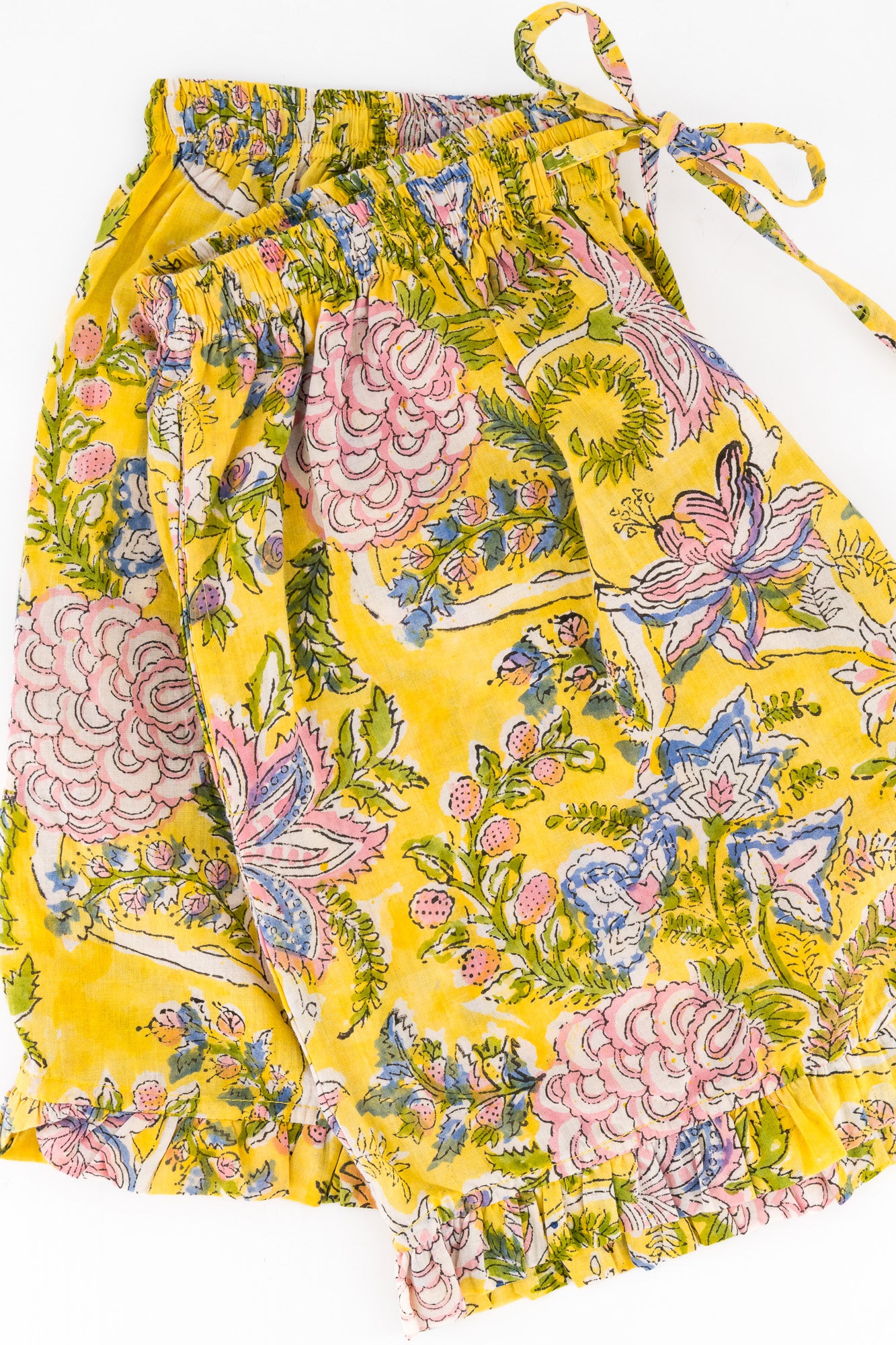 Summer Shorts - Mellow Yellow