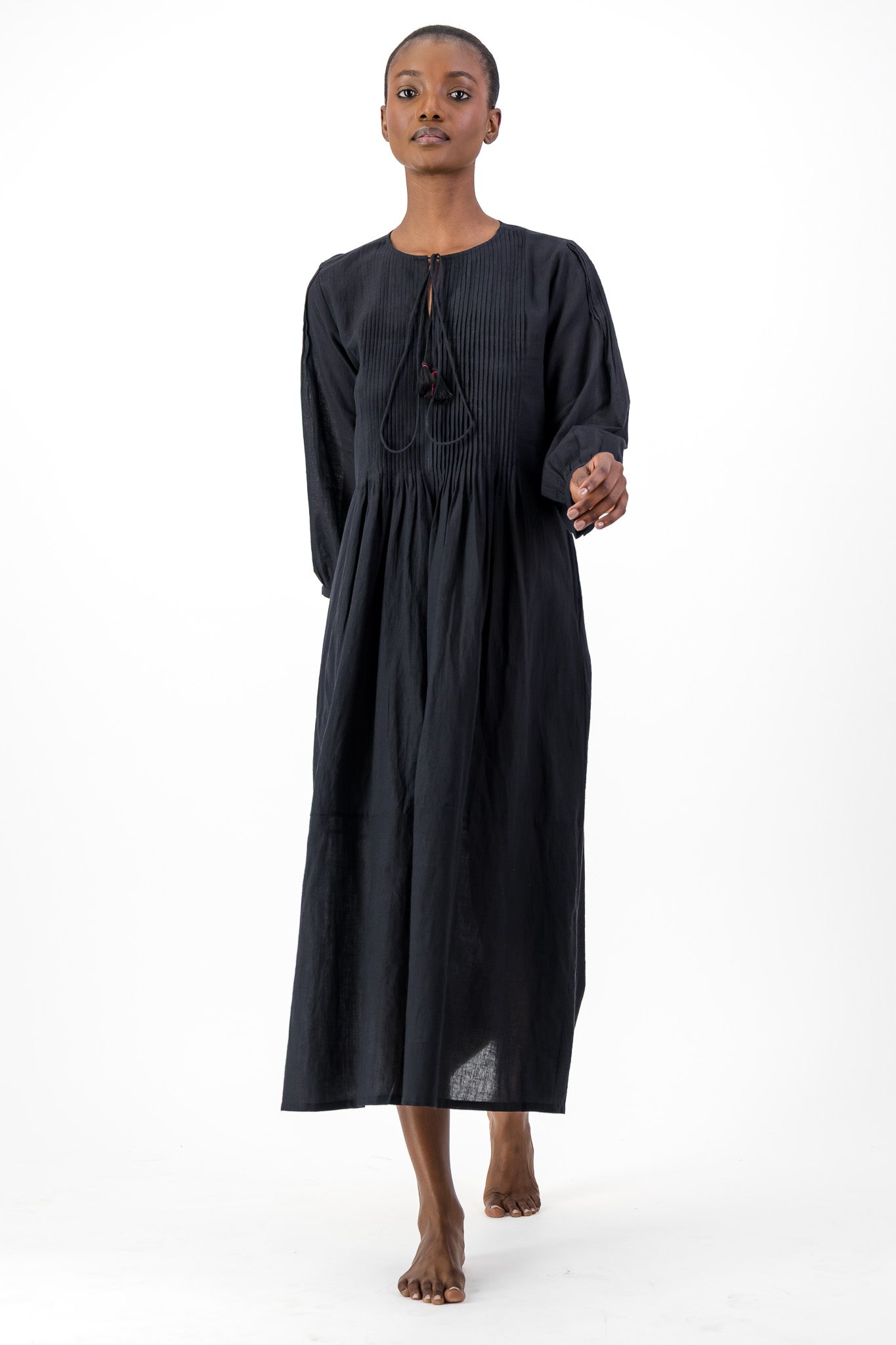 Handloom Long Pleated Kaftan - Black