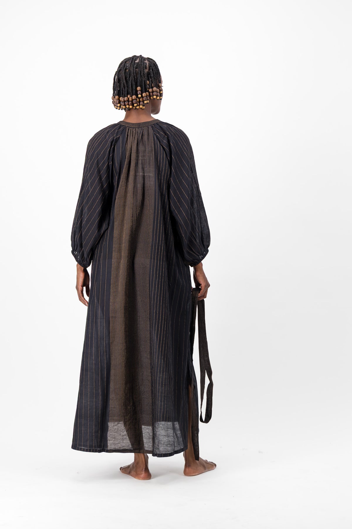 Glitter Weave Handloom Kaftan - Black & Gold