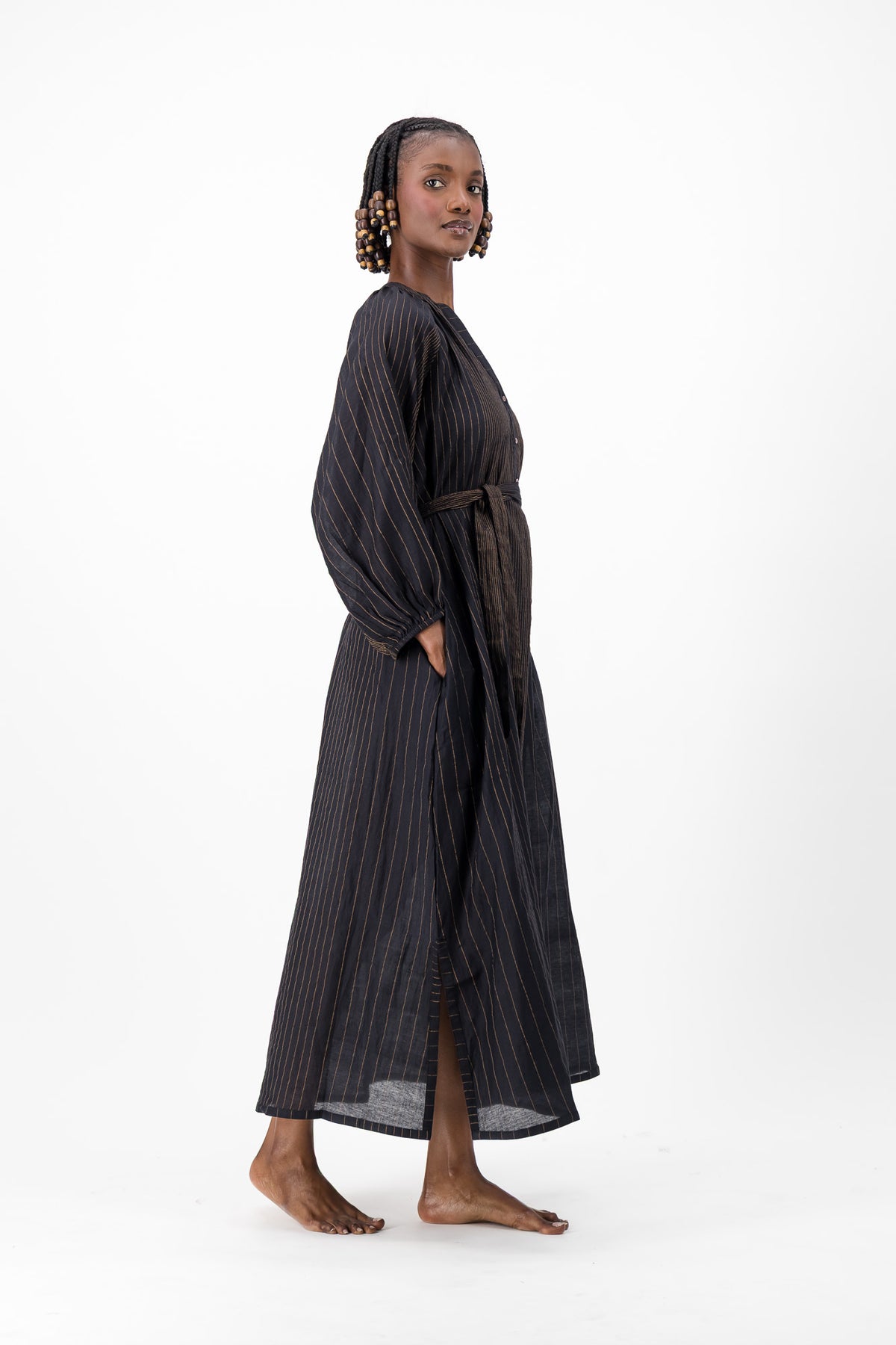 Glitter Weave Handloom Kaftan - Black & Gold