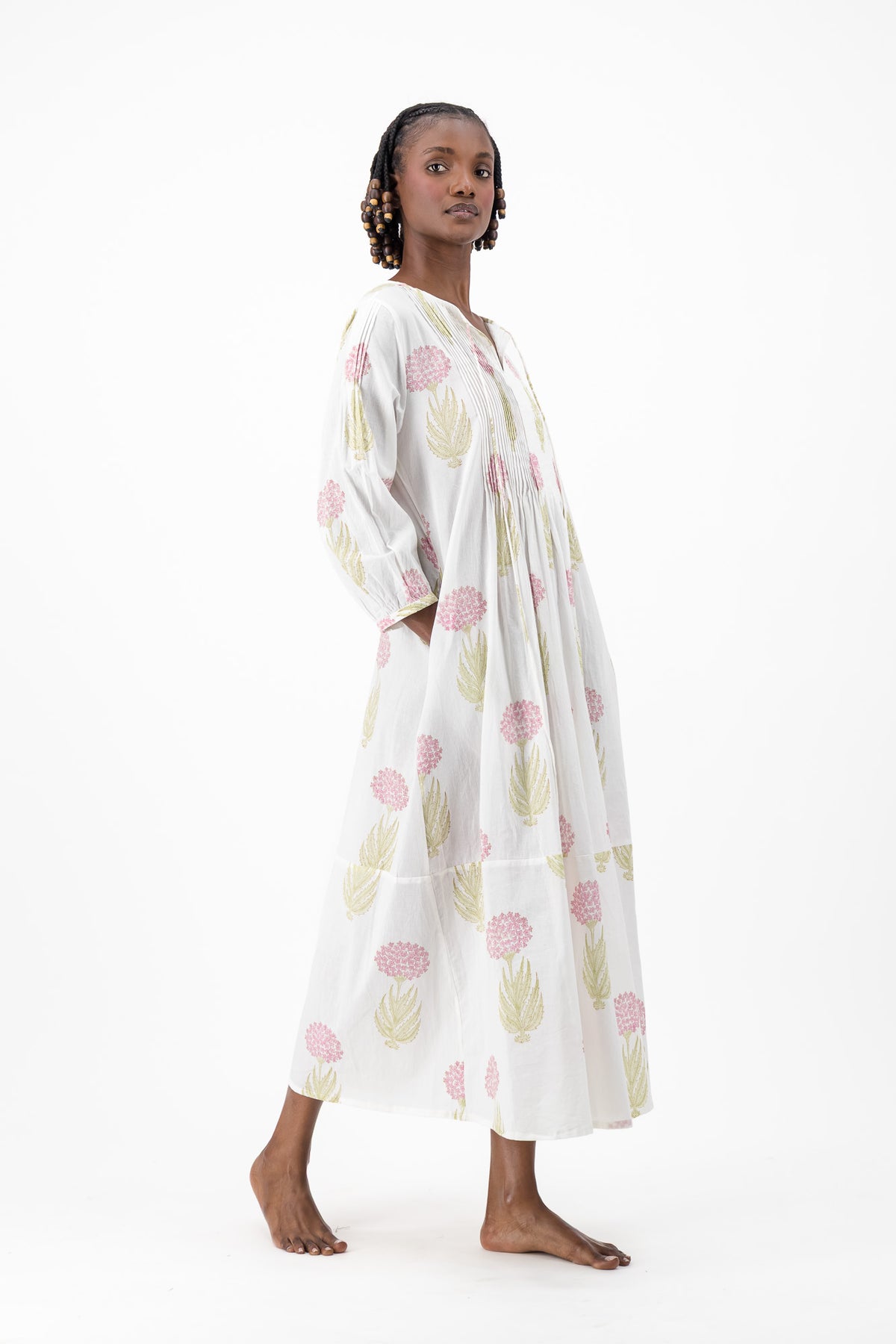 Long Pleated Kaftan - Pink Lace