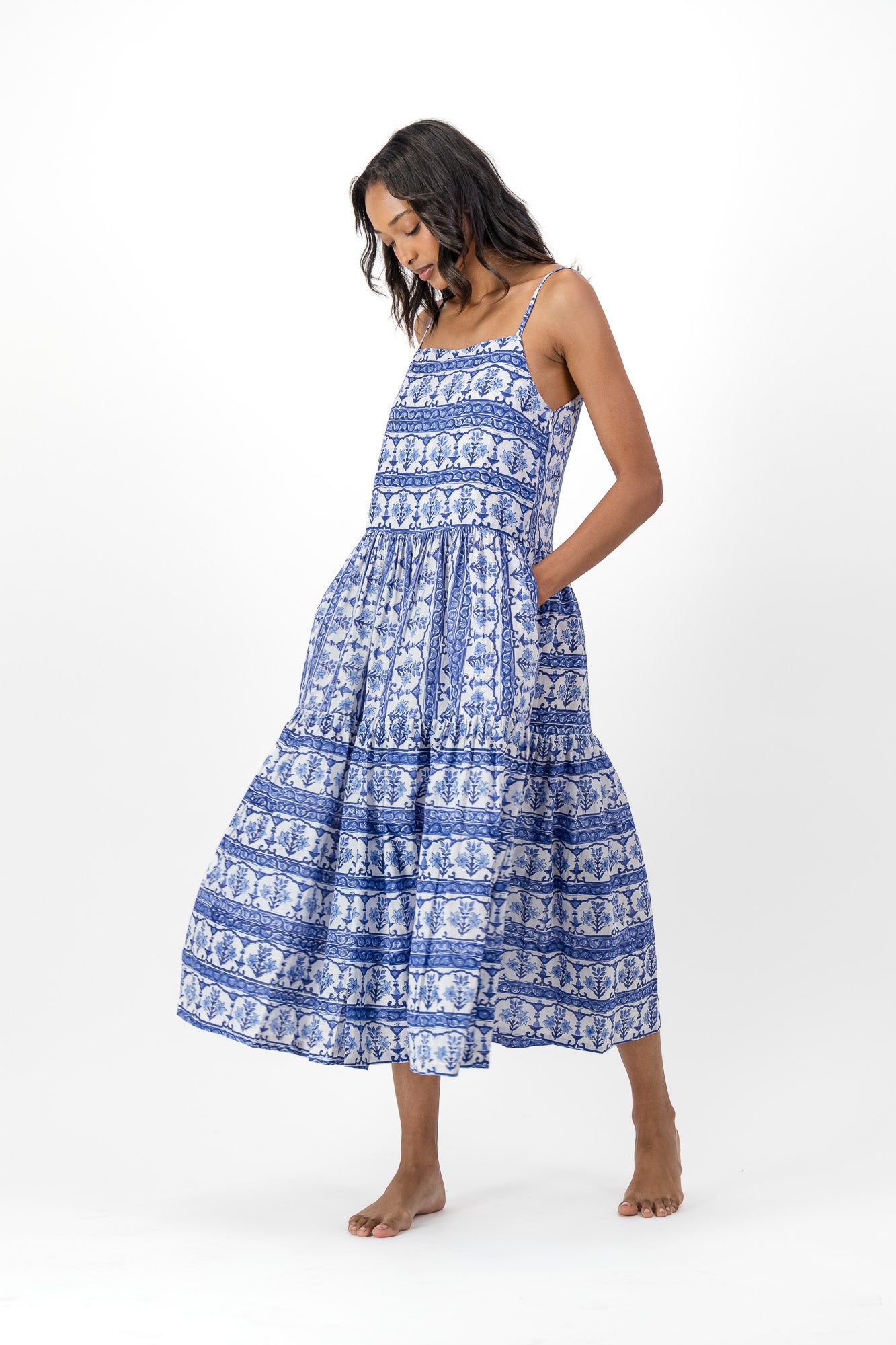 Gentle Breeze Dress - Ultramarine Border Rose